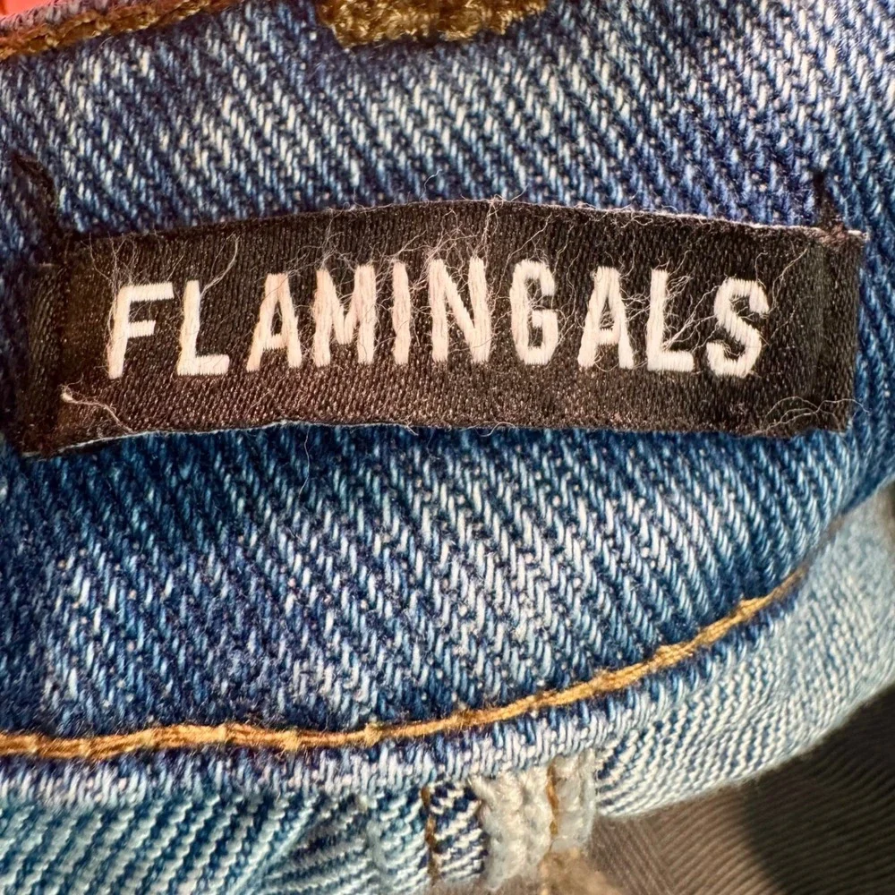 Flamingals Womens High Waisted Two Tone Seam Front Raw Hem Jeans  Size S